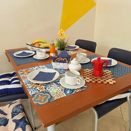Pineta Azzurra מלון דירות מרינה די גרוסטו