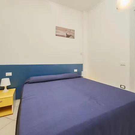 Pineta Azzurra Aparthotel *