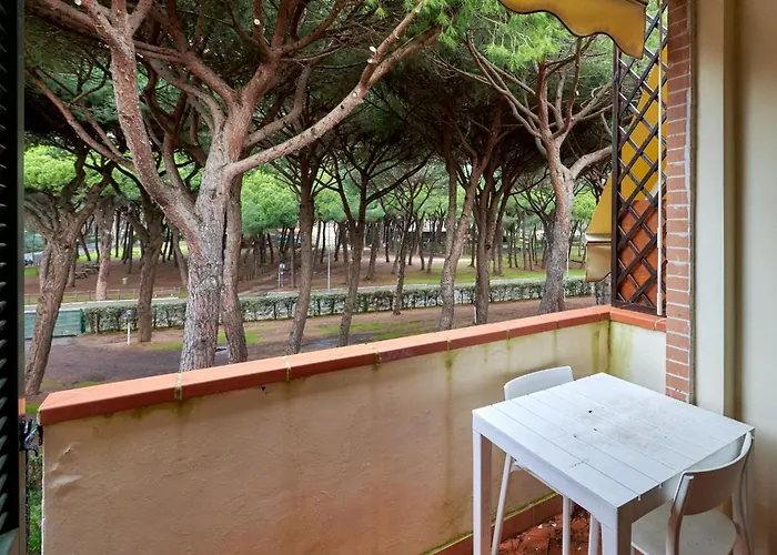 Pineta Azzurra アパートホテル